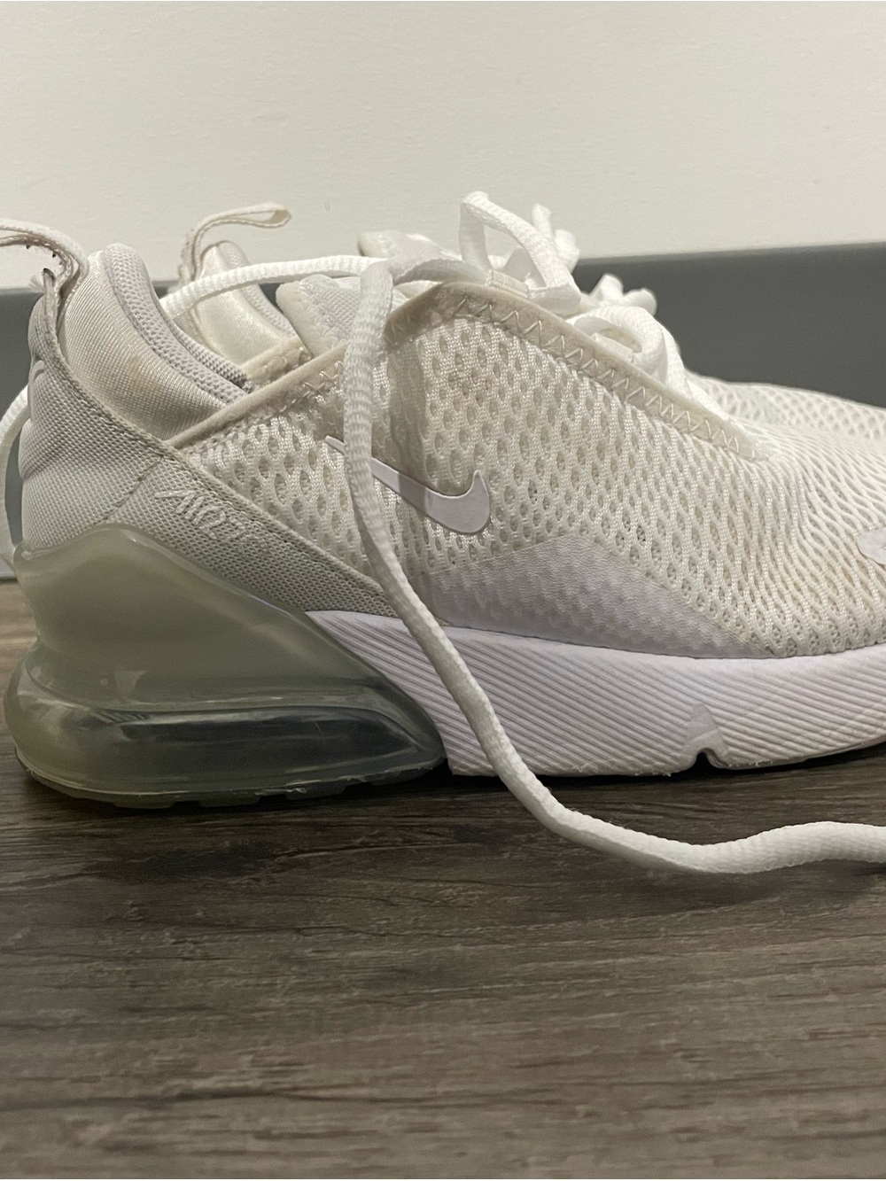 Nike Kids' Mesh Air Max 270 white size 2Y